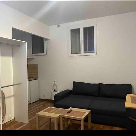 Studio Meuble Tout Equipe!! Boujan-sur-Libron Luaran gambar
