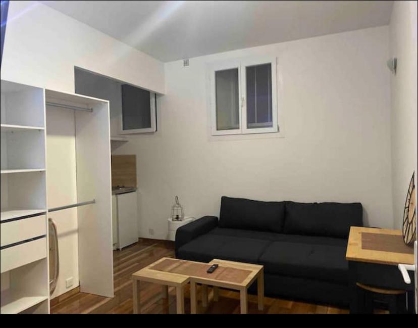 Studio Meuble Tout Equipe!! Boujan-sur-Libron Luaran gambar